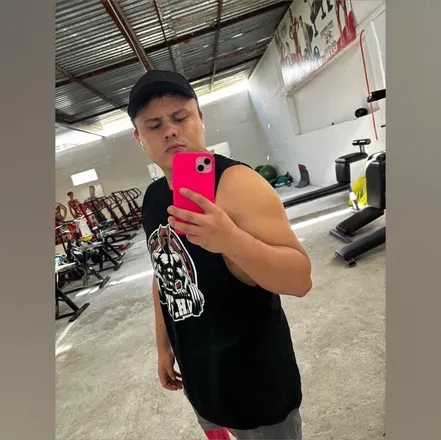 OnlyFans account  mr_christopherv avatar 1