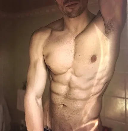OnlyFans account  studbull header 2