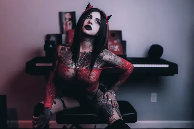 OnlyFans account  freakyminx avatar 1