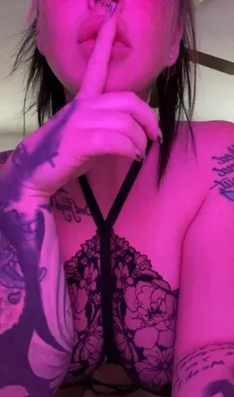 OnlyFans cuenta redlipropebunny avatar 1