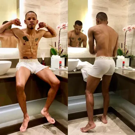 OnlyFans account  daddyv_feet header 2
