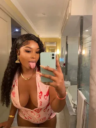 OnlyFans cuenta jhenae avatar 1