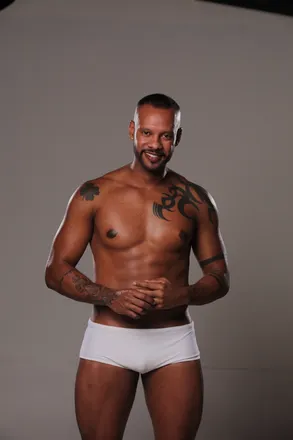 OnlyFans cuenta victorkenedy header 2