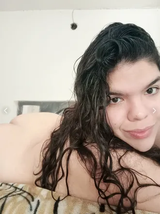 OnlyFans account  poppyskyyxvip header 2