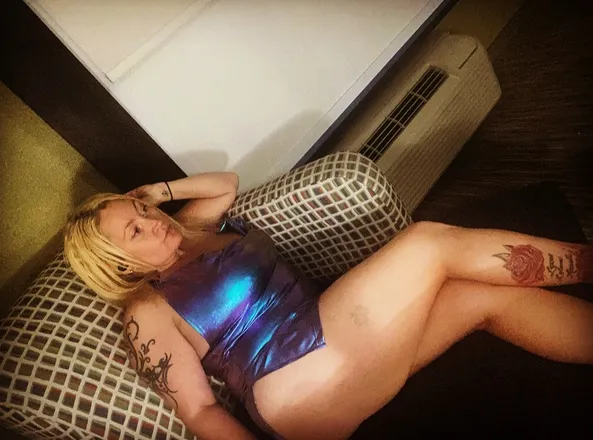 OnlyFans cuenta ginathetraveler header 2