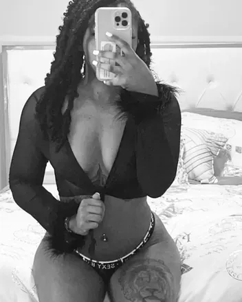 OnlyFans cuenta privateshoww avatar 1