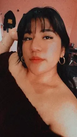 OnlyFans cuenta abrilc.smt avatar 1