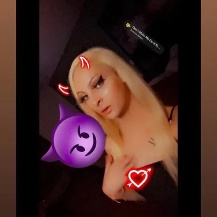 OnlyFans cuenta simonelovelee avatar 1