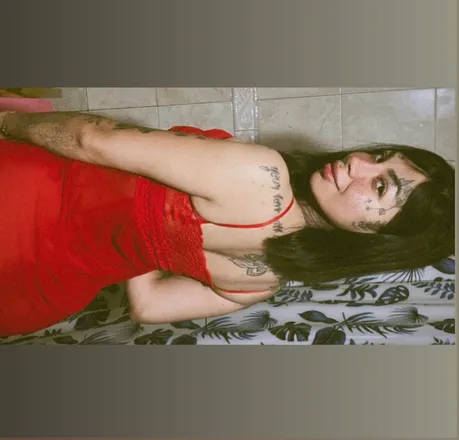 OnlyFans cuenta evelynsoledad.r header 2