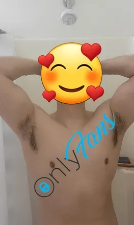 OnlyFans account  yourdarling avatar 1