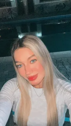 OnlyFans cuenta yaiirubyfernandez header 2
