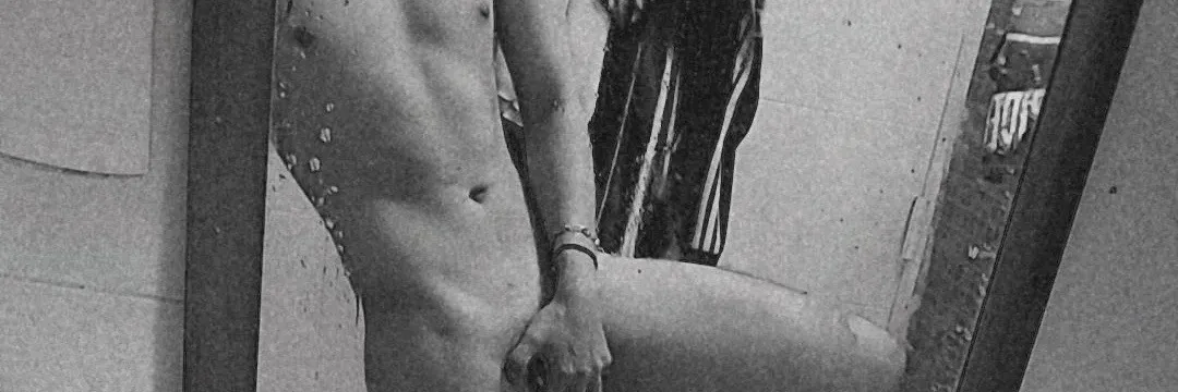 OnlyFans account  tenmita header 2