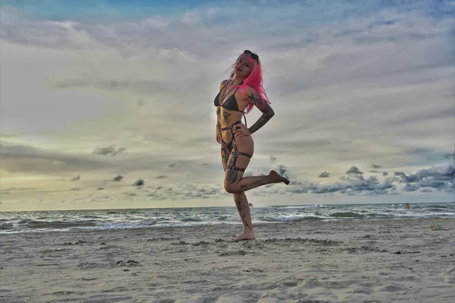 OnlyFans cuenta andreaam header 2