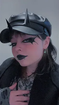 OnlyFans cuenta neve.trashyyyy avatar 1