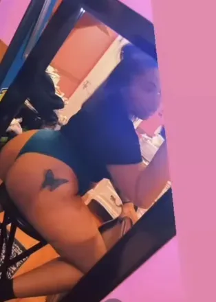 OnlyFans cuenta princesspeachessssssss avatar 1