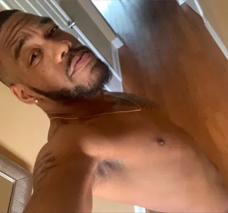 OnlyFans cuenta yourbadboi87 avatar 1