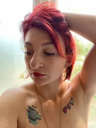 OnlyFans cuenta averagelily avatar 1