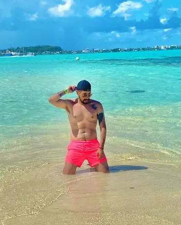 OnlyFans cuenta robbie8686 avatar 1
