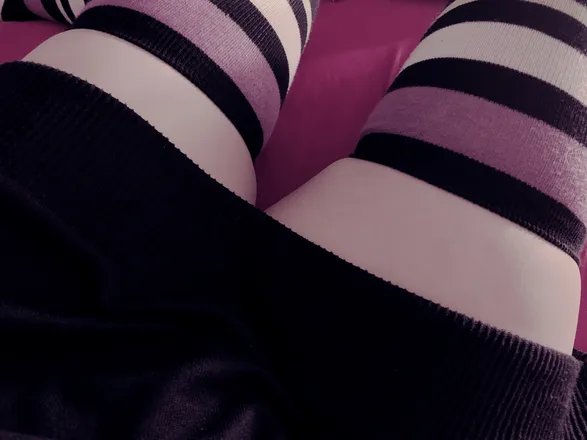 OnlyFans cuenta thick.goth header 2