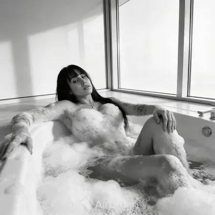 OnlyFans cuenta leila_latina header 2