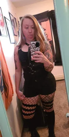 OnlyFans cuenta metalheadashley avatar 1
