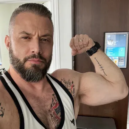 OnlyFans cuenta johntc007 header 2