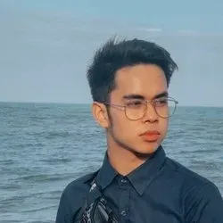 OnlyFans account  eyhee98 avatar 1