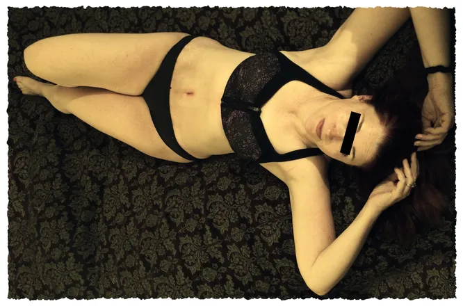 OnlyFans account  idquest header 2