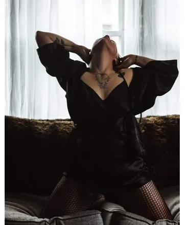OnlyFans cuenta zoeylove_143 avatar 1