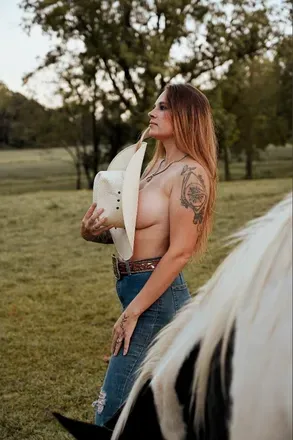 OnlyFans cuenta wildwestsam-vip header 2