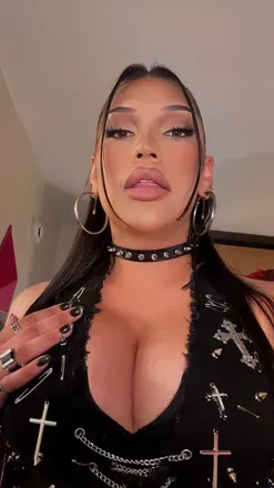 OnlyFans account  8incheden avatar 1