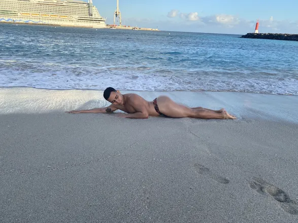OnlyFans cuenta yosegh_r21 header 2