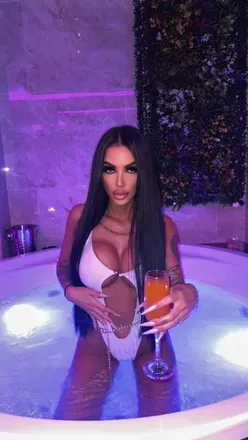 OnlyFans cuenta suzzieissssfree avatar 1