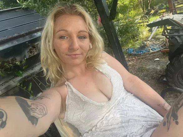 OnlyFans of katelynsfans123