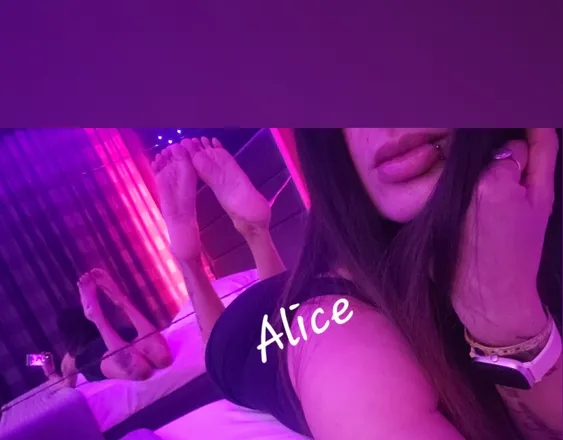 OnlyFans cuenta alicecolli header 2
