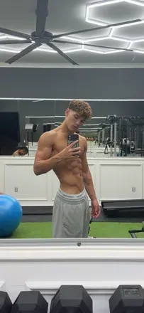 OnlyFans account  opash avatar 1