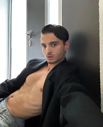 OnlyFans cuenta luebason avatar 1