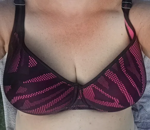 OnlyFans account  u548491168 header 2