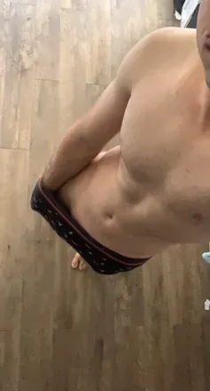 OnlyFans cuenta curiouskiwiboi1995 avatar 1