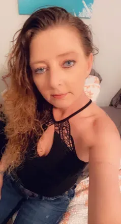 OnlyFans cuenta sexybitch4021 avatar 1