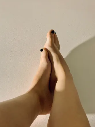 OnlyFans cuenta angieesfeet header 2