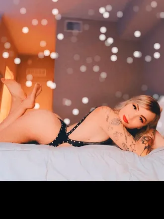 OnlyFans cuenta lexx_luxx header 2