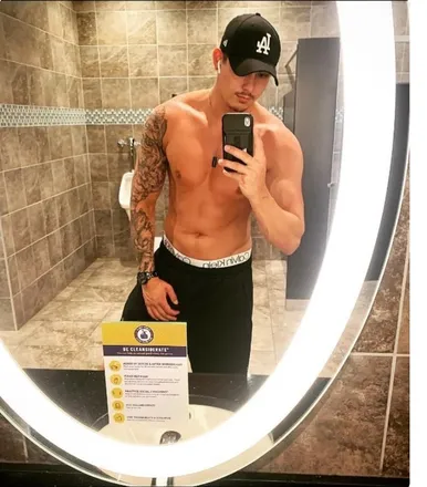 OnlyFans cuenta brandon_acosta header 2