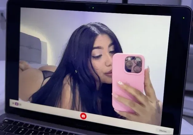 OnlyFans cuenta rossiepriv header 2