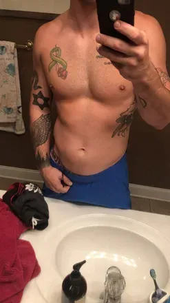 OnlyFans cuenta irishjew19xx header 2