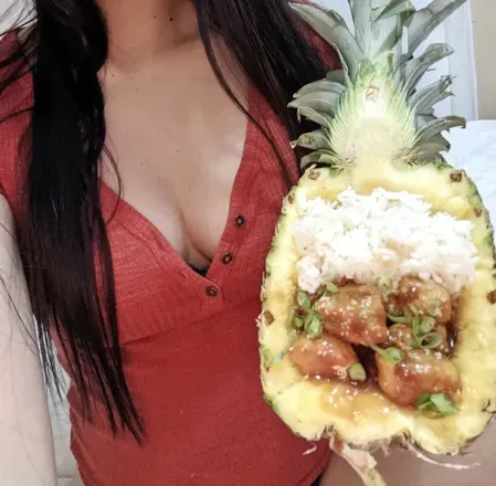OnlyFans account  annie.the.foodie avatar 1