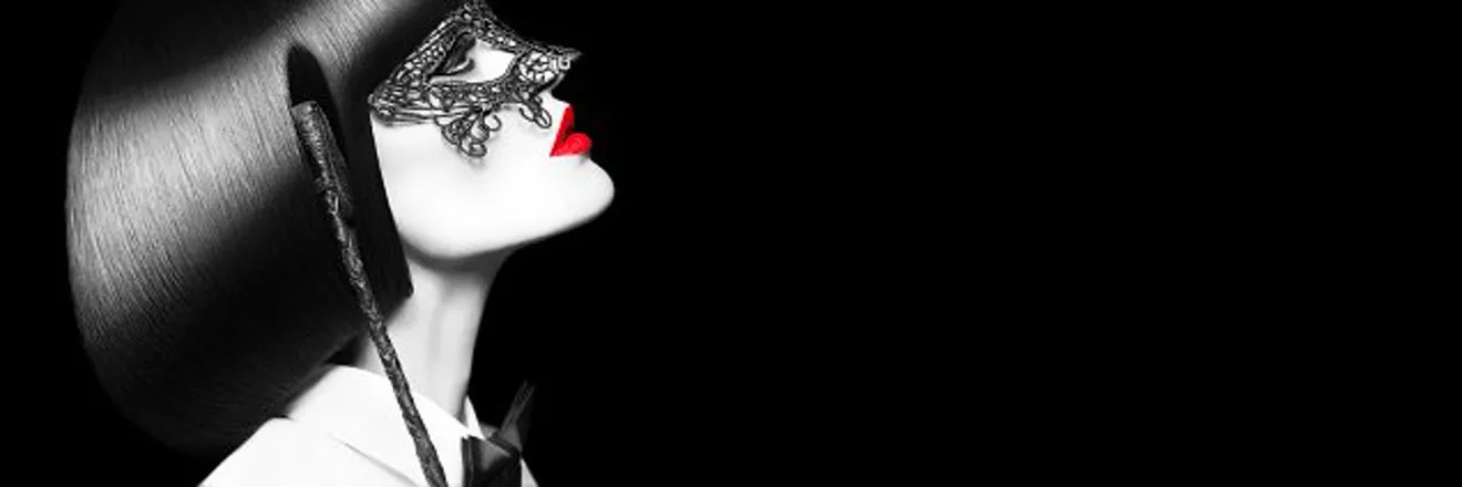 OnlyFans cuenta queendellatrixx header 2