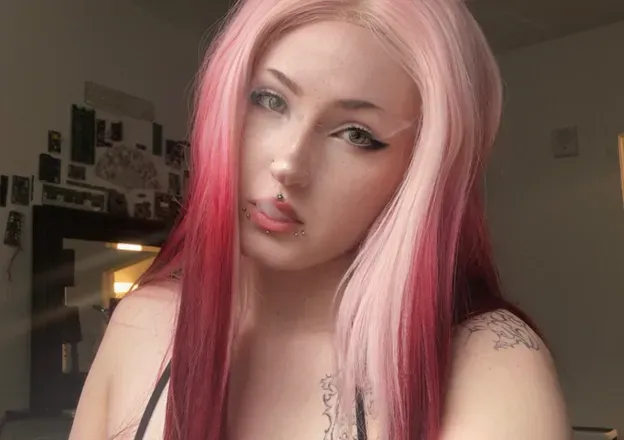 OnlyFans account  cybrgrlfrnd avatar 1
