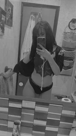 OnlyFans cuenta evaneiils header 2
