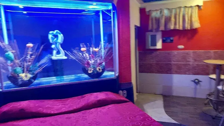 OnlyFans cuenta karina_eskarlata header 2